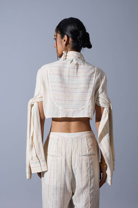 CROPPED TIE-UP SLEEVE SHIRT IN LINEN