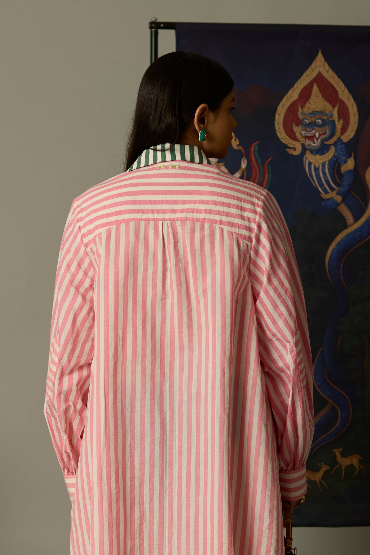 TRIP THE STATUS DRESS IN STRIPES