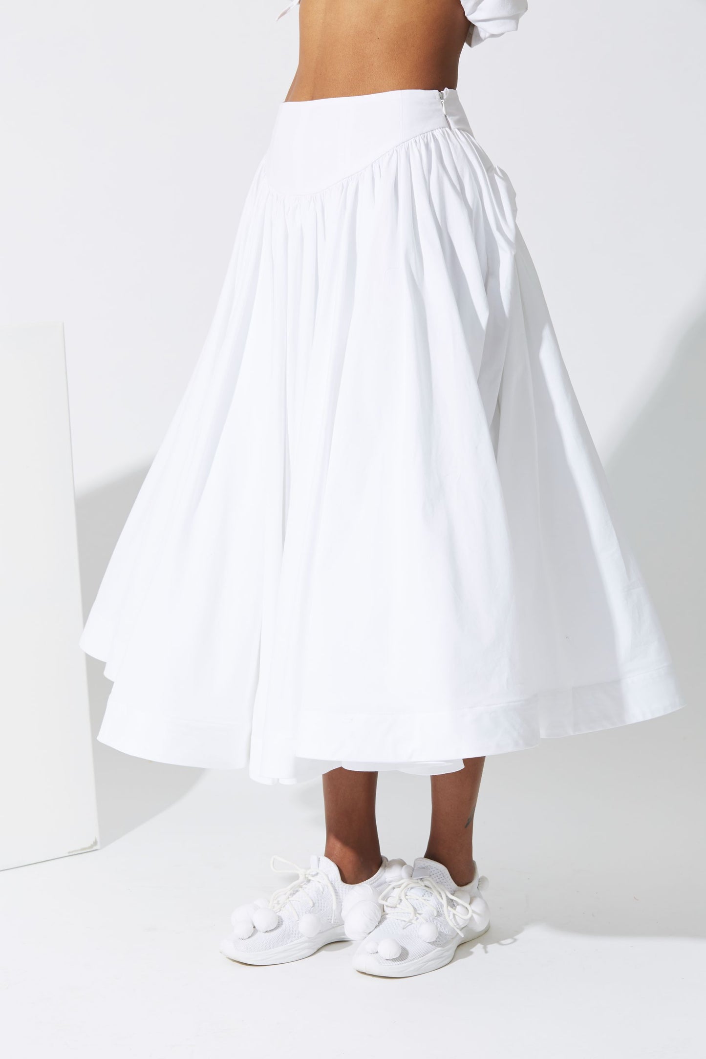 SLIP SKIRT IN WHITE