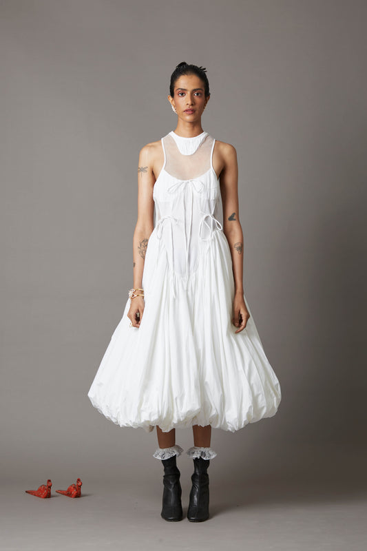 BILLOW DRESS IN WHITE