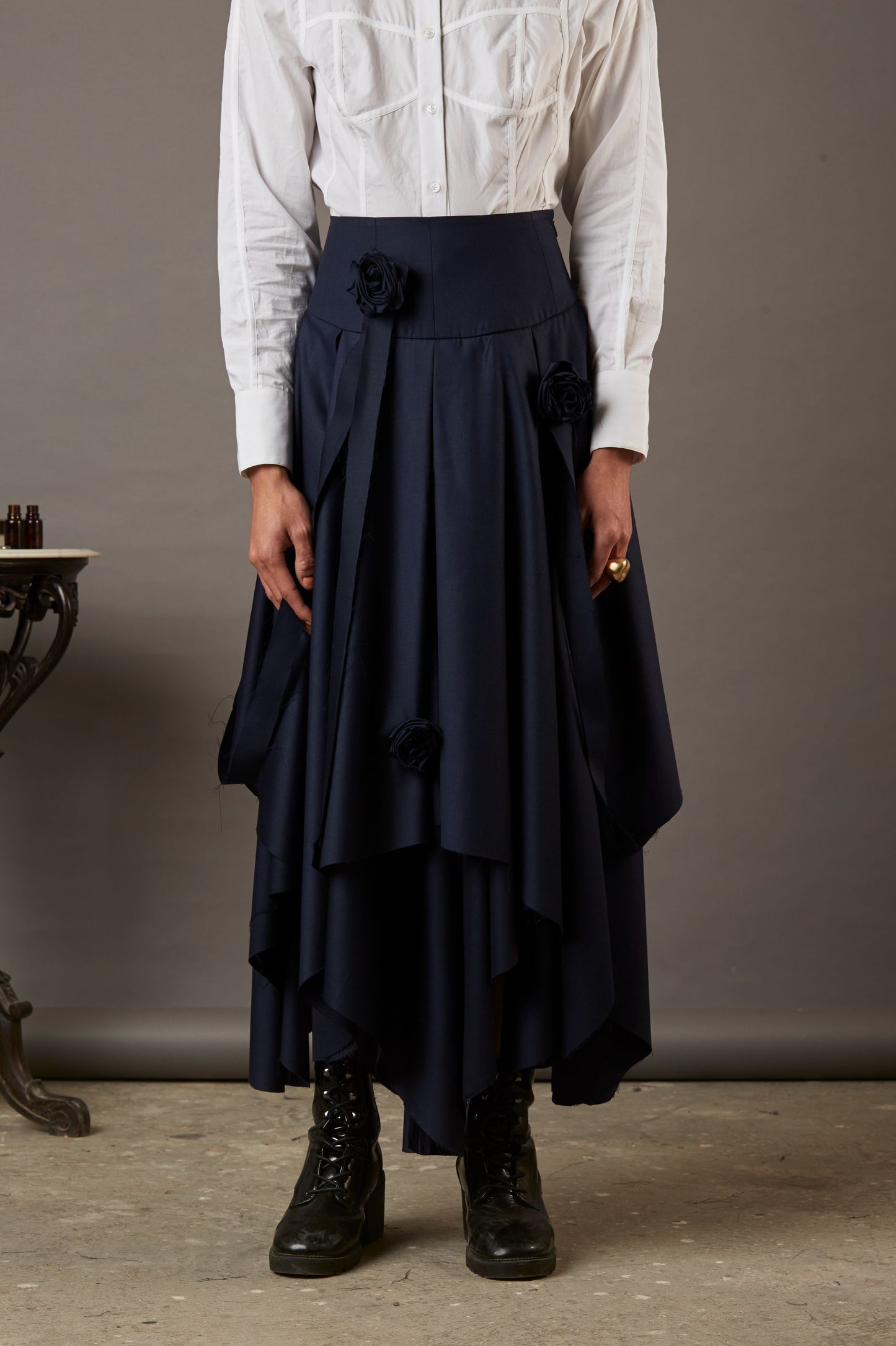 QUOD ASYMMETRICAL SKIRT WITH GARDEN HIGHLIGHTS IN NAVY