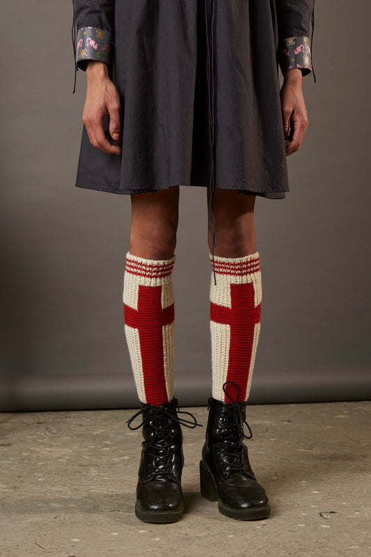 QUOD LONG CROSS SOCKS IN ORGANIC WOOL IN OFF WHITE